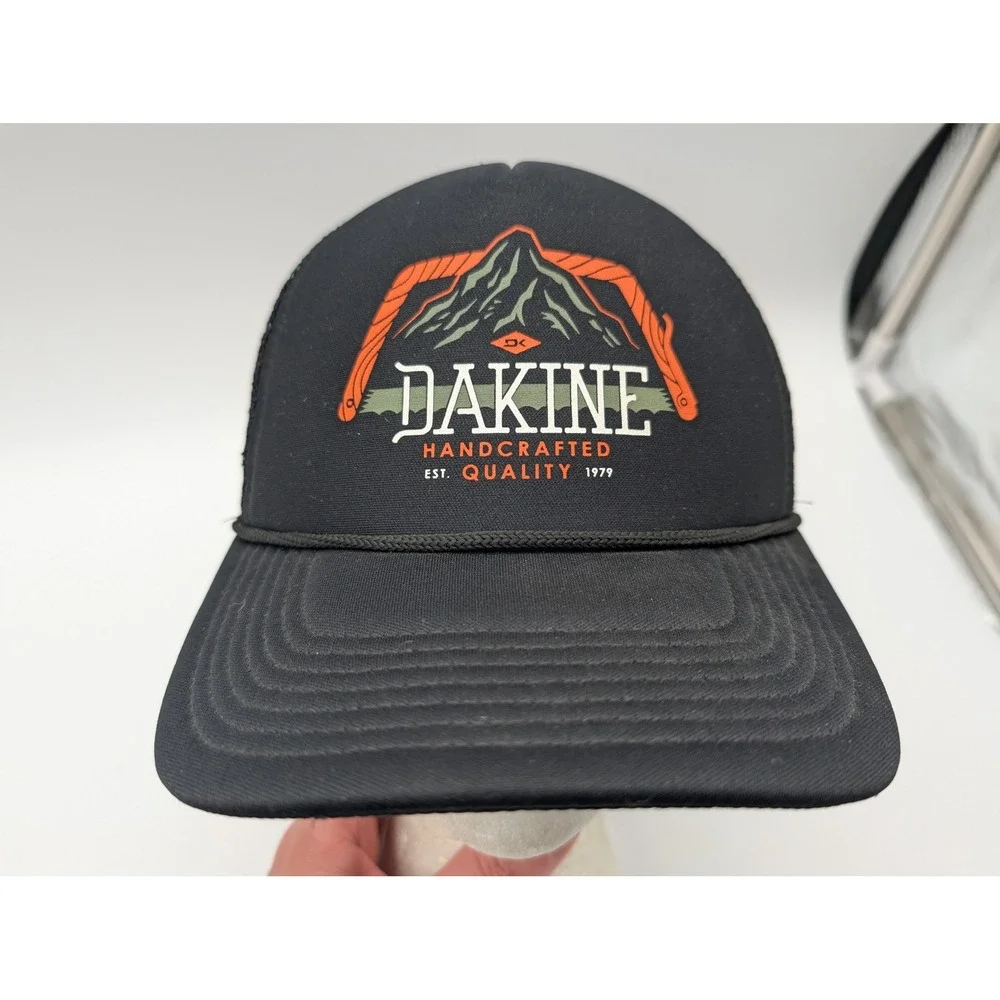 Dakine Handcrafted Quality Trucker Hat Black Mesh Snapback Mountain 10002476